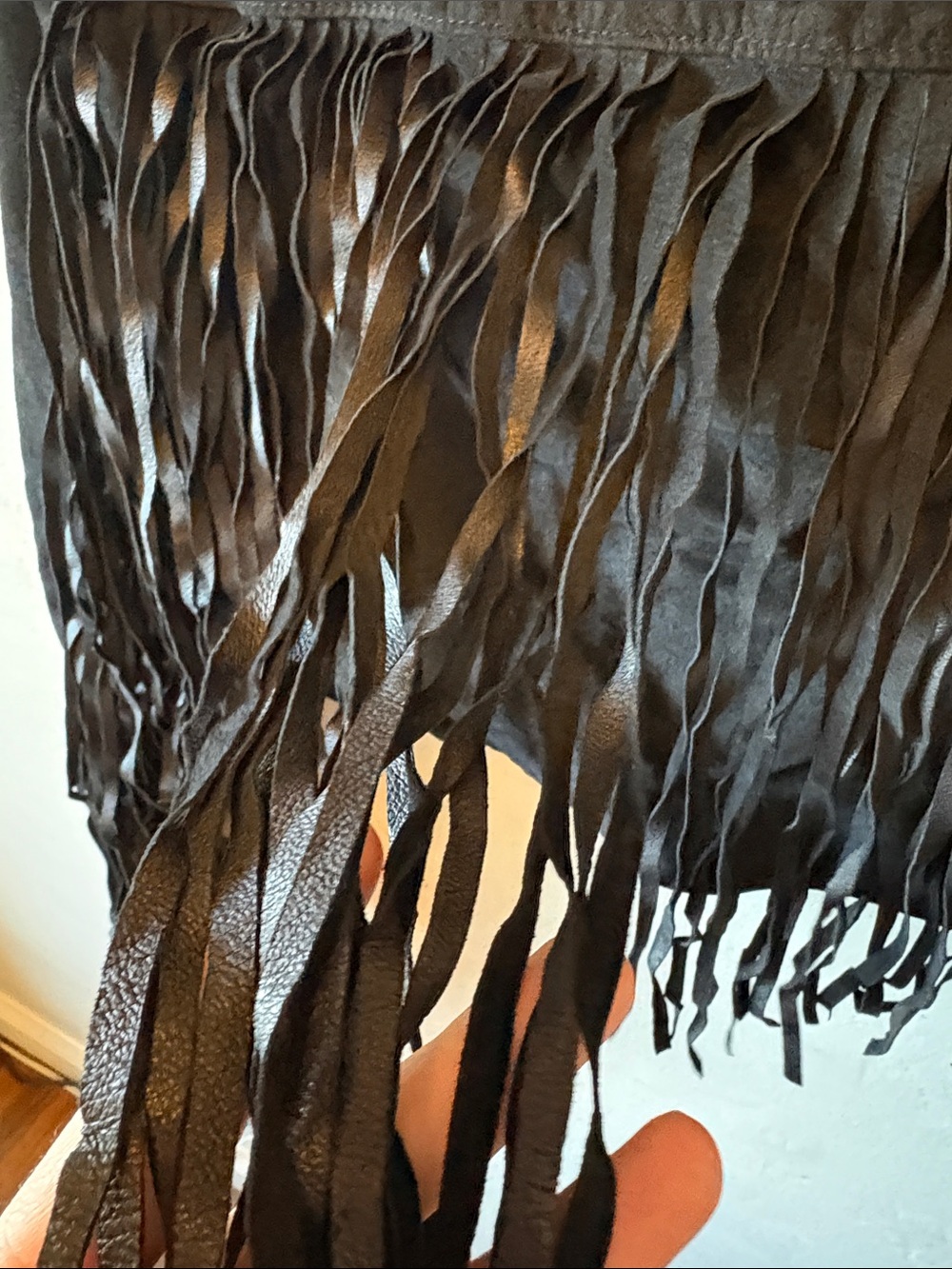 Black Suede Cropped Fringe Jacket - Picture 5 of 11